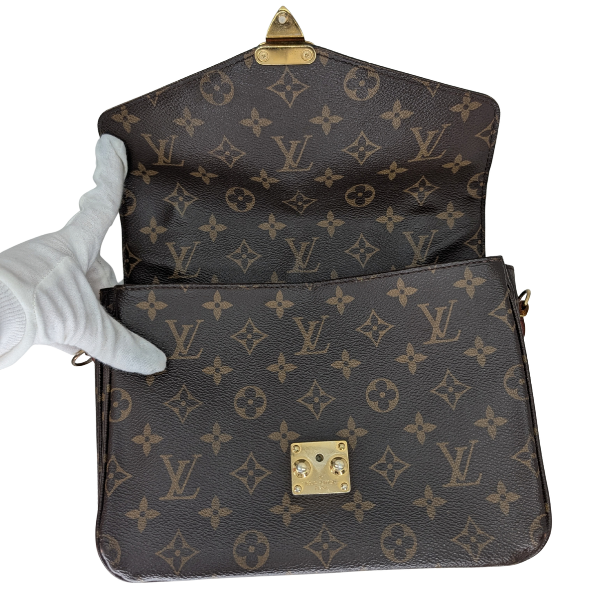 Louis Vuitton Pochette Metis Monogram Bag