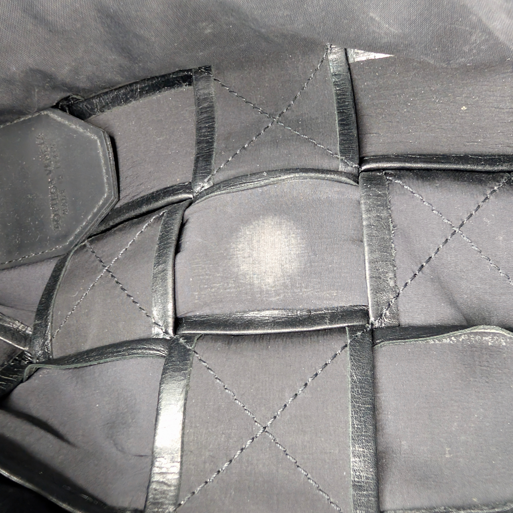 Bottega Veneta Intrecciato Cassette Bag Black