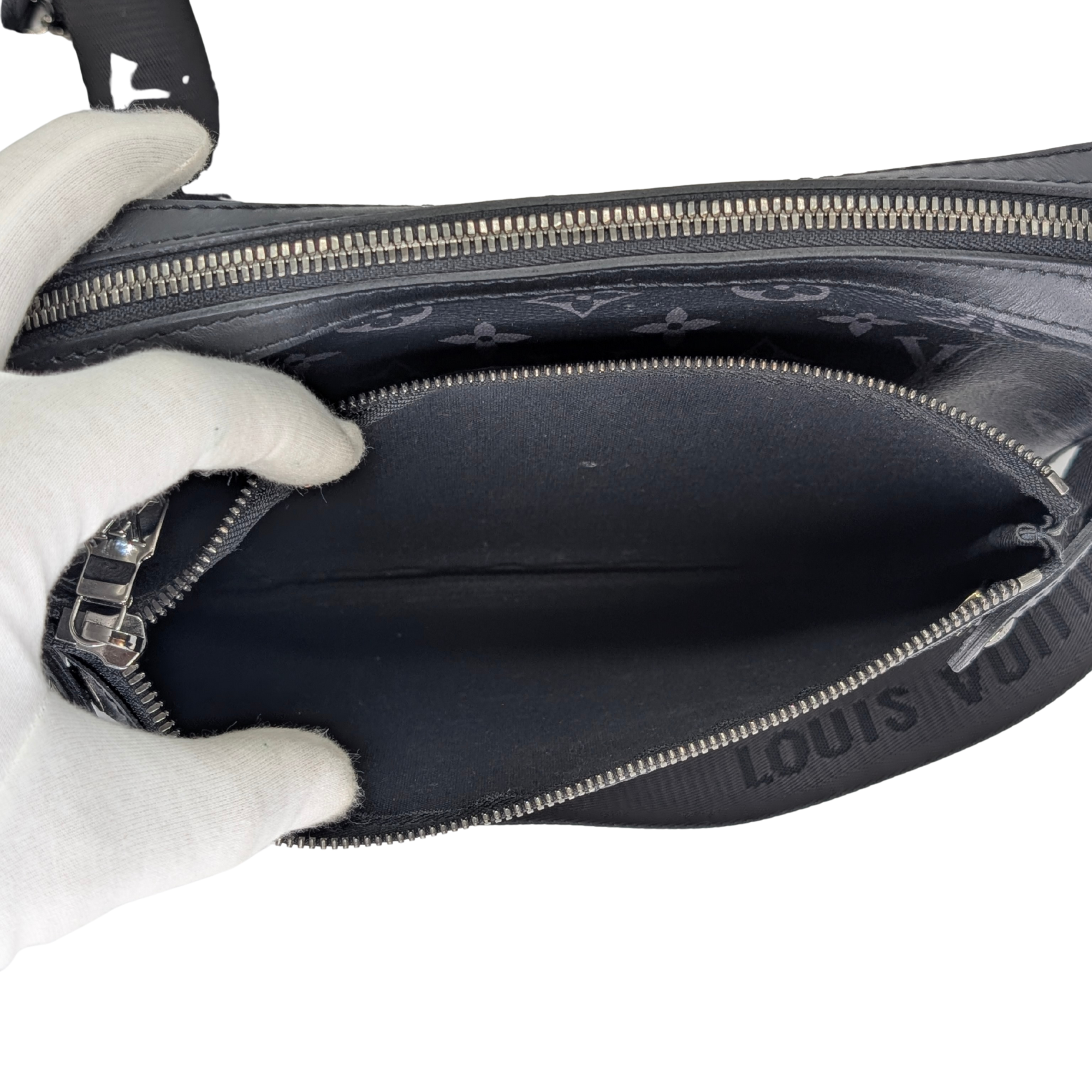 Louis Vuitton Trio Messenger Monogram Bag Black