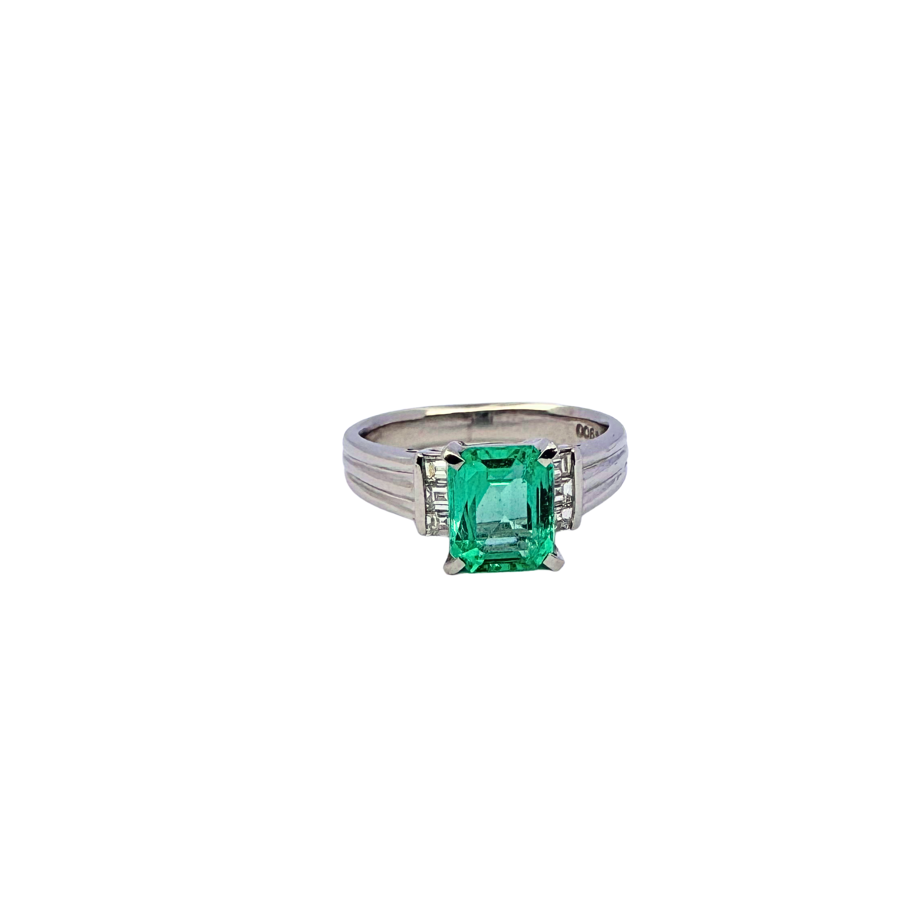 Platinum 900 Natural Emerald 1.12CT & Diamond 0.16CT Three Stone Ring SIZE P½