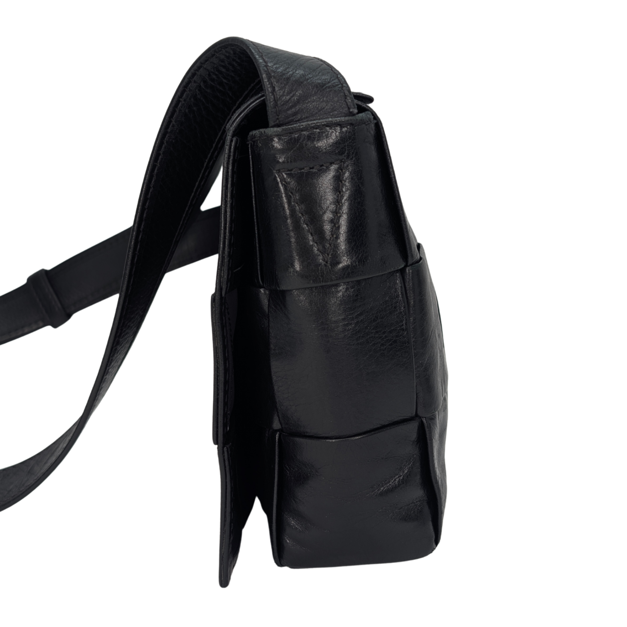 Bottega Veneta Intrecciato Cassette Bag Black