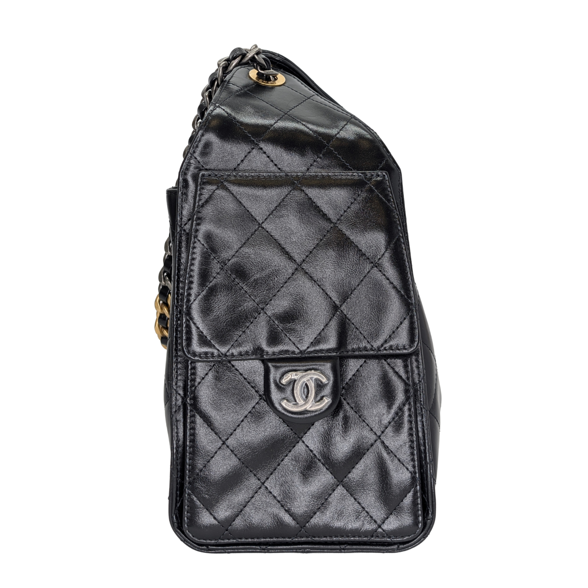 Chanel Small 25 Gold Tone Crumpled Calfskin Handbag Black