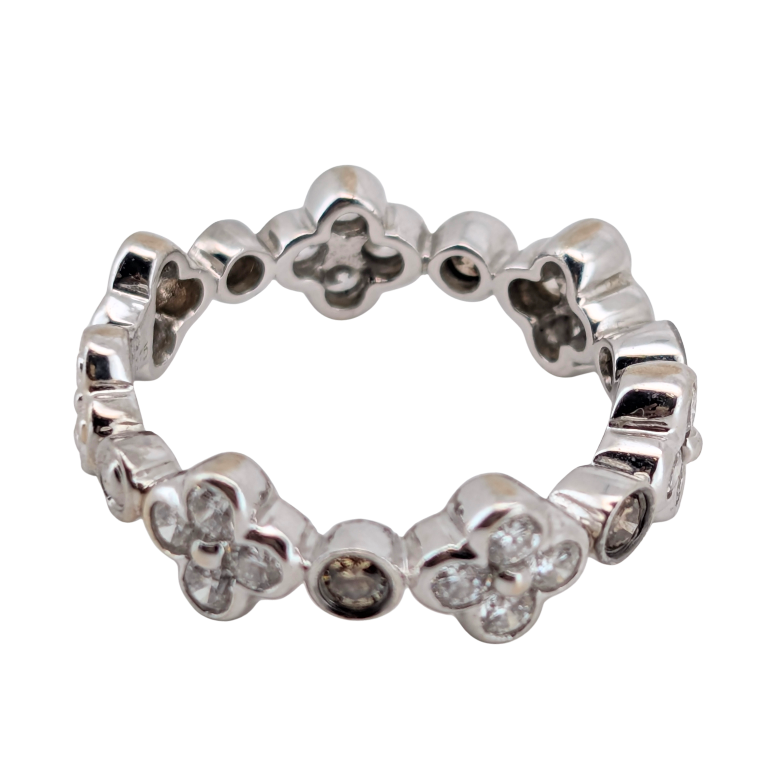 0.75Ct Diamond Quatrefoil & Bezel Set Ring In 18K White Gold