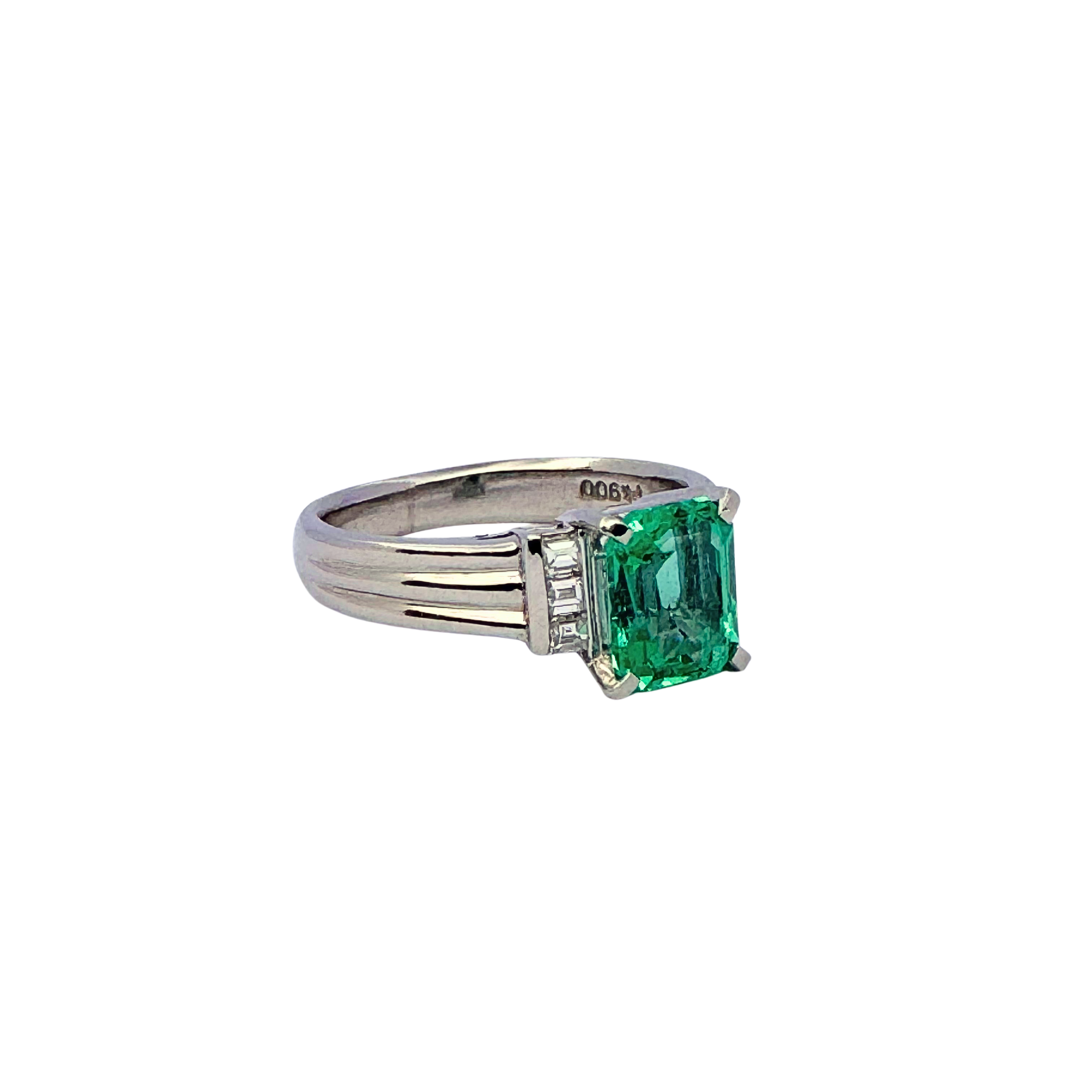 Platinum 900 Natural Emerald 1.12CT & Diamond 0.16CT Three Stone Ring SIZE P½