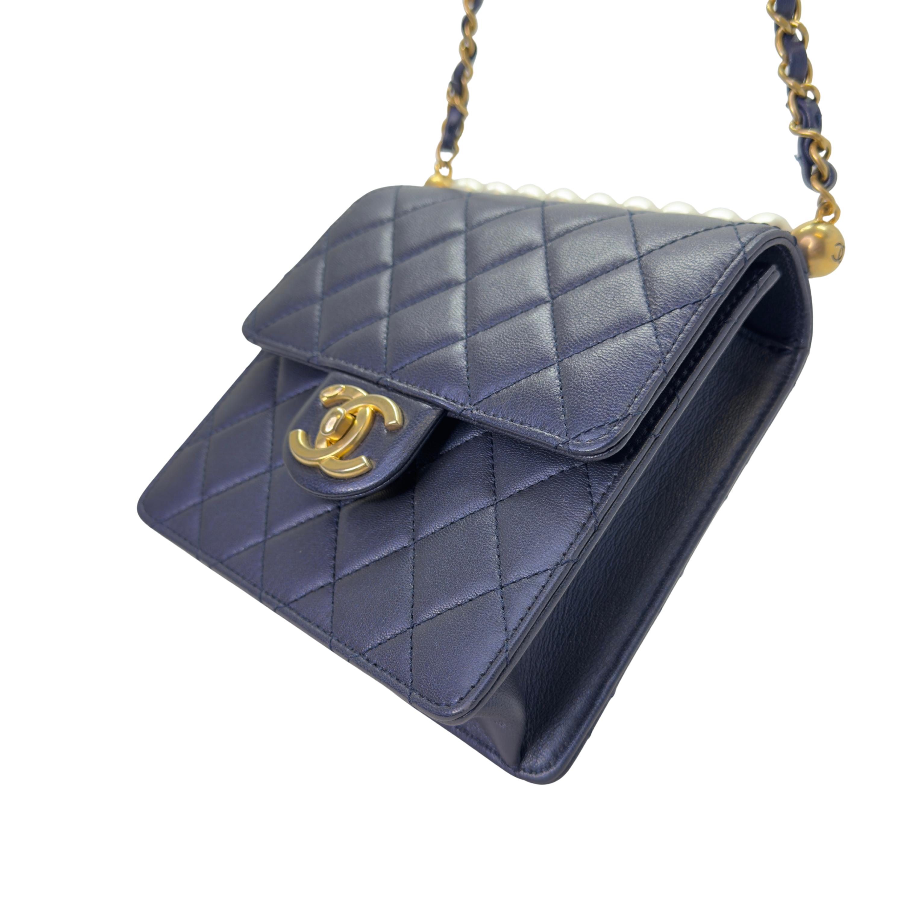 Chanel Iridescent Chic Pearls Lambskin Crossbody Bag Navy Blue
