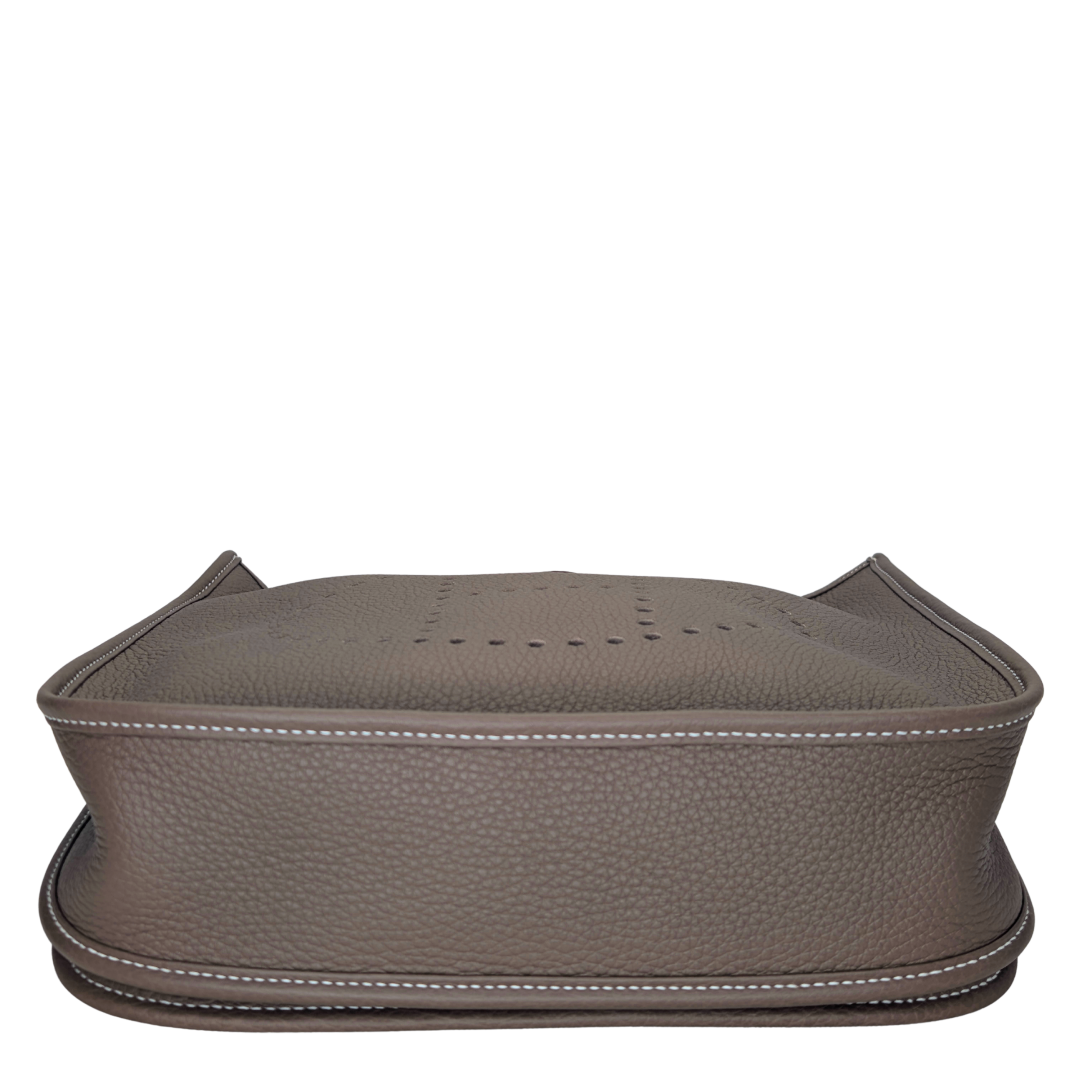 Hermes Evelyne III 29 Taurillon Clemence Etoupe Stamp U
