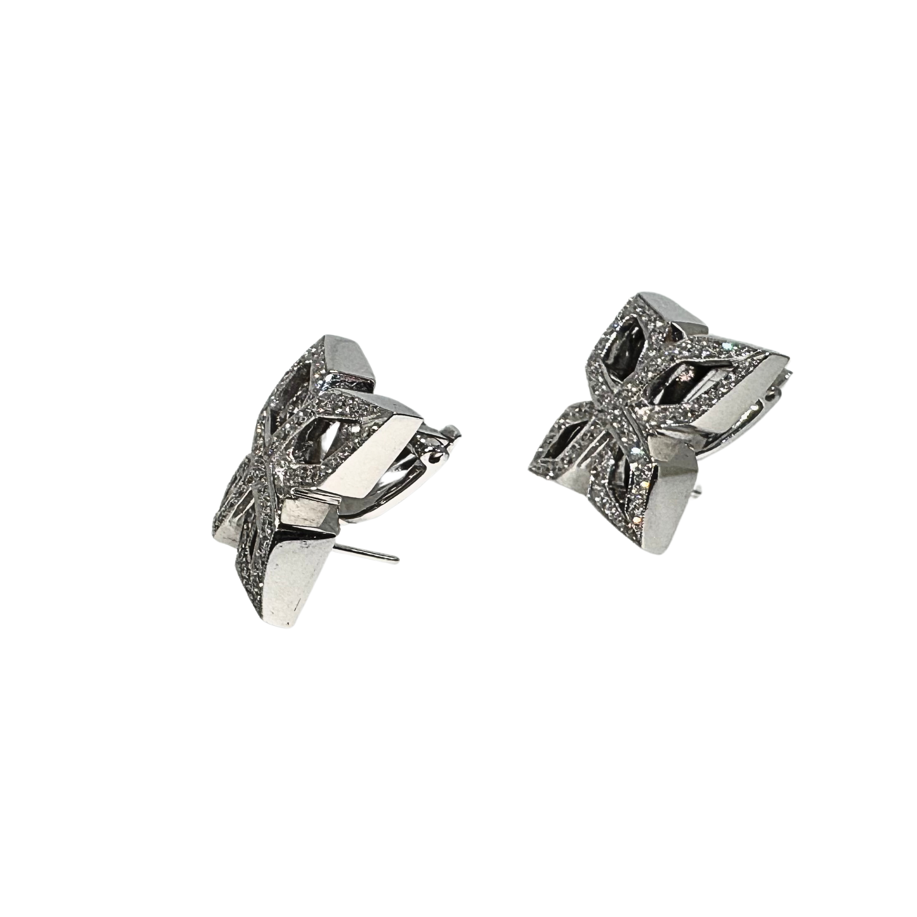 Anton Jewellery 18K White Gold Geometric Flower Diamond Stud Earrings 1.10ct