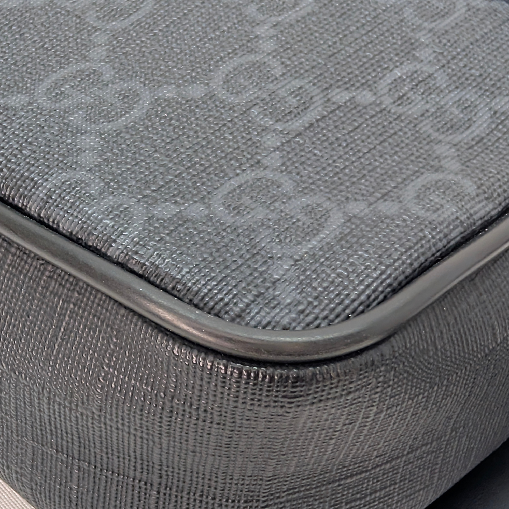 Gucci GG Supreme Belt Bag Black