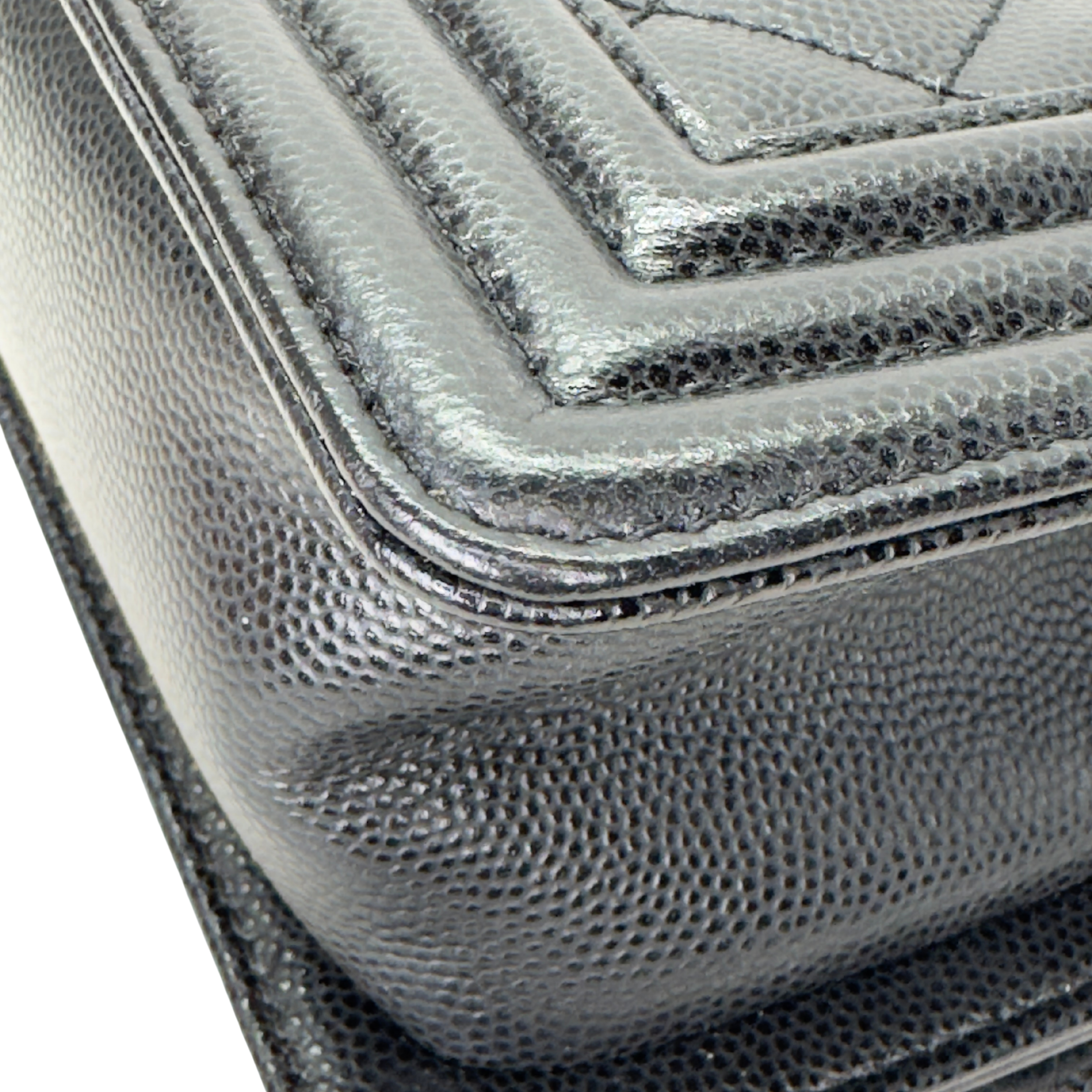 Chanel Smal Boy Bag Caviar Black GHW