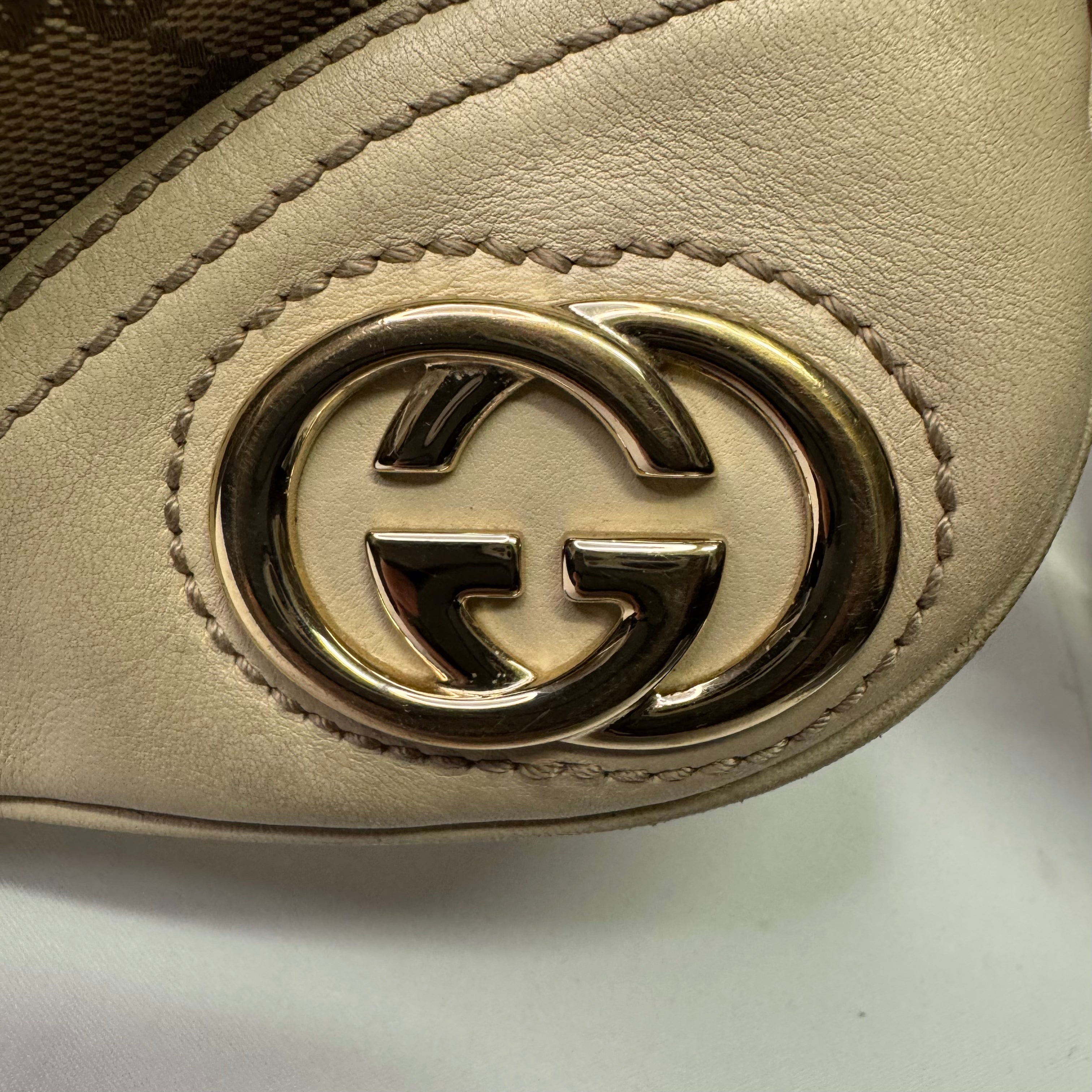 Guccui Monogram GG New Britt Hobo Ivory Shoulder Bag