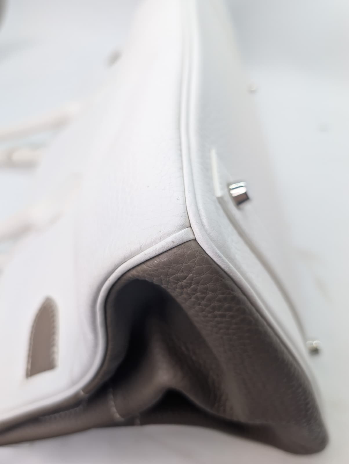 Hermès Birkin Shoulder 42 White Etoupe Clemence Palladium Hardware □J Stamp