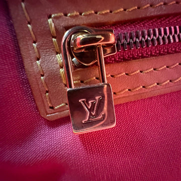 Louis Vuitton Hot Pink Monogram Vernis Rose Pop Reade Tote PM