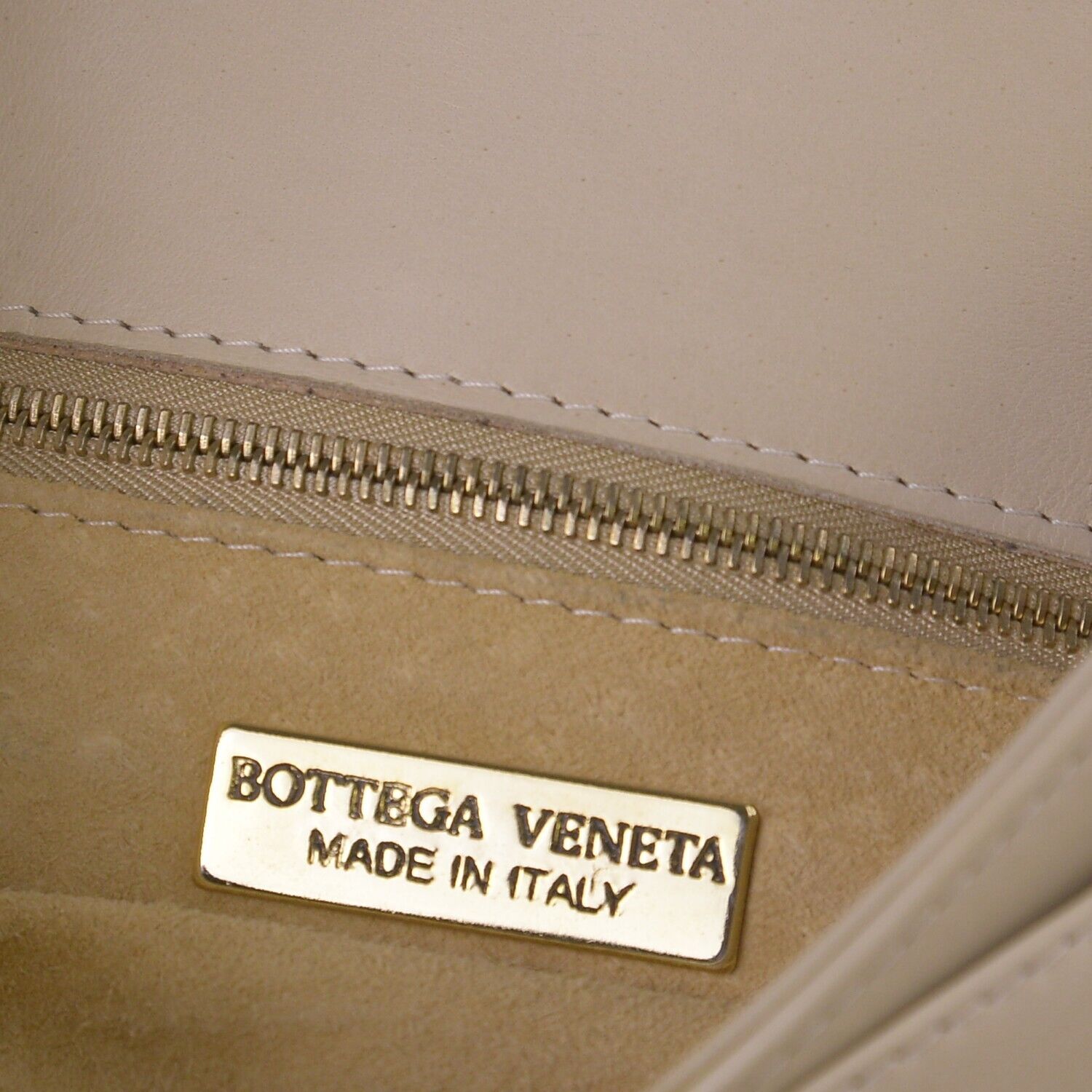 Bottega Veneta Intrecciato Nappa Shoulder Bag Leather Ivory